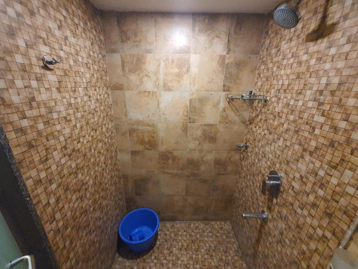 P C Homes At Belliza Near Airport Surat Eksteriør bilde